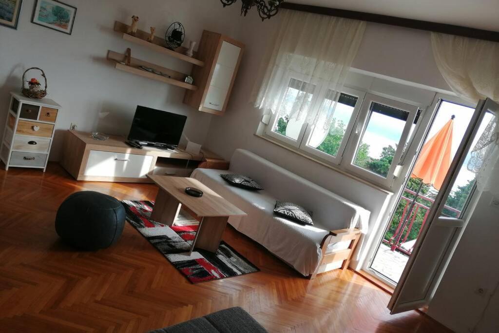 Spacious 2-Room Apartment With Beautiful Sea View Crikvenica Exterior foto