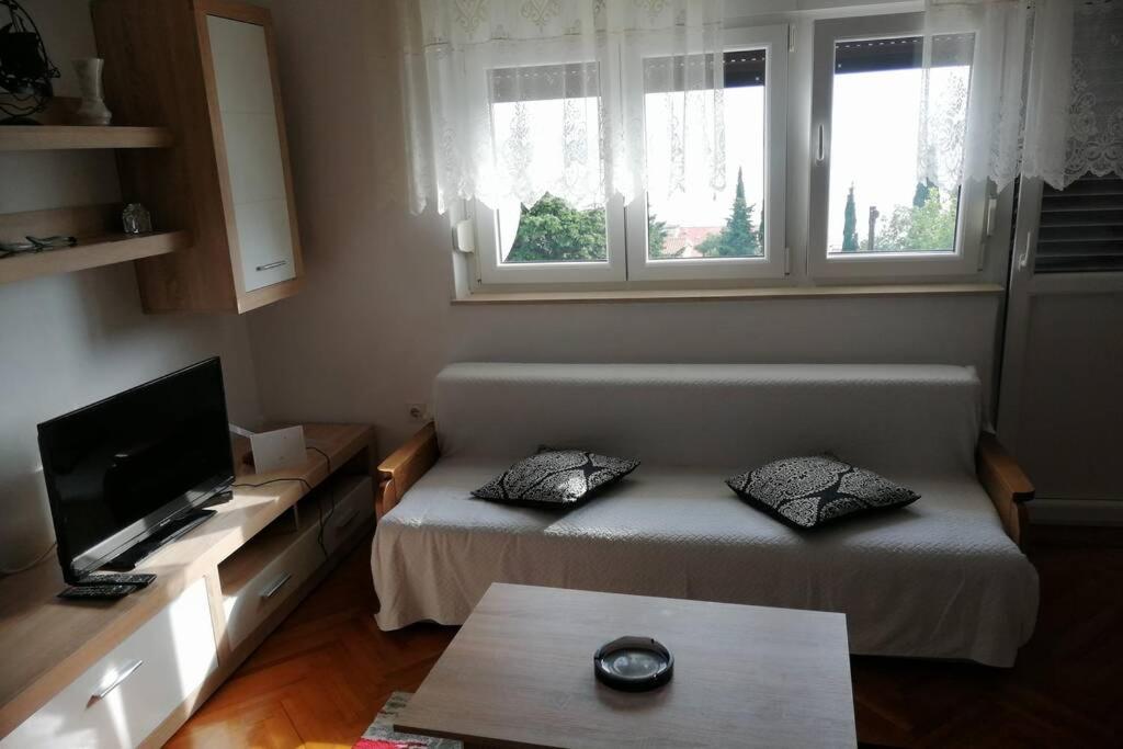 Spacious 2-Room Apartment With Beautiful Sea View Crikvenica Exterior foto