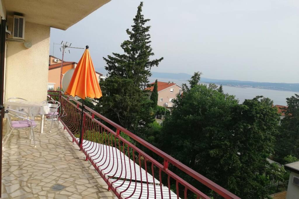 Spacious 2-Room Apartment With Beautiful Sea View Crikvenica Exterior foto